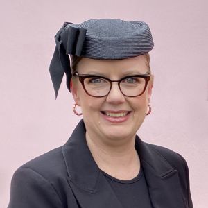 Millinery LAA LAA by Fiona Cooper – MillineryInfo Podcast – Fiona_RShaw